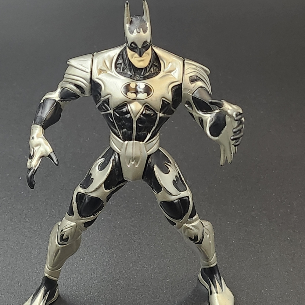 Vintage 1997 Batman Figure